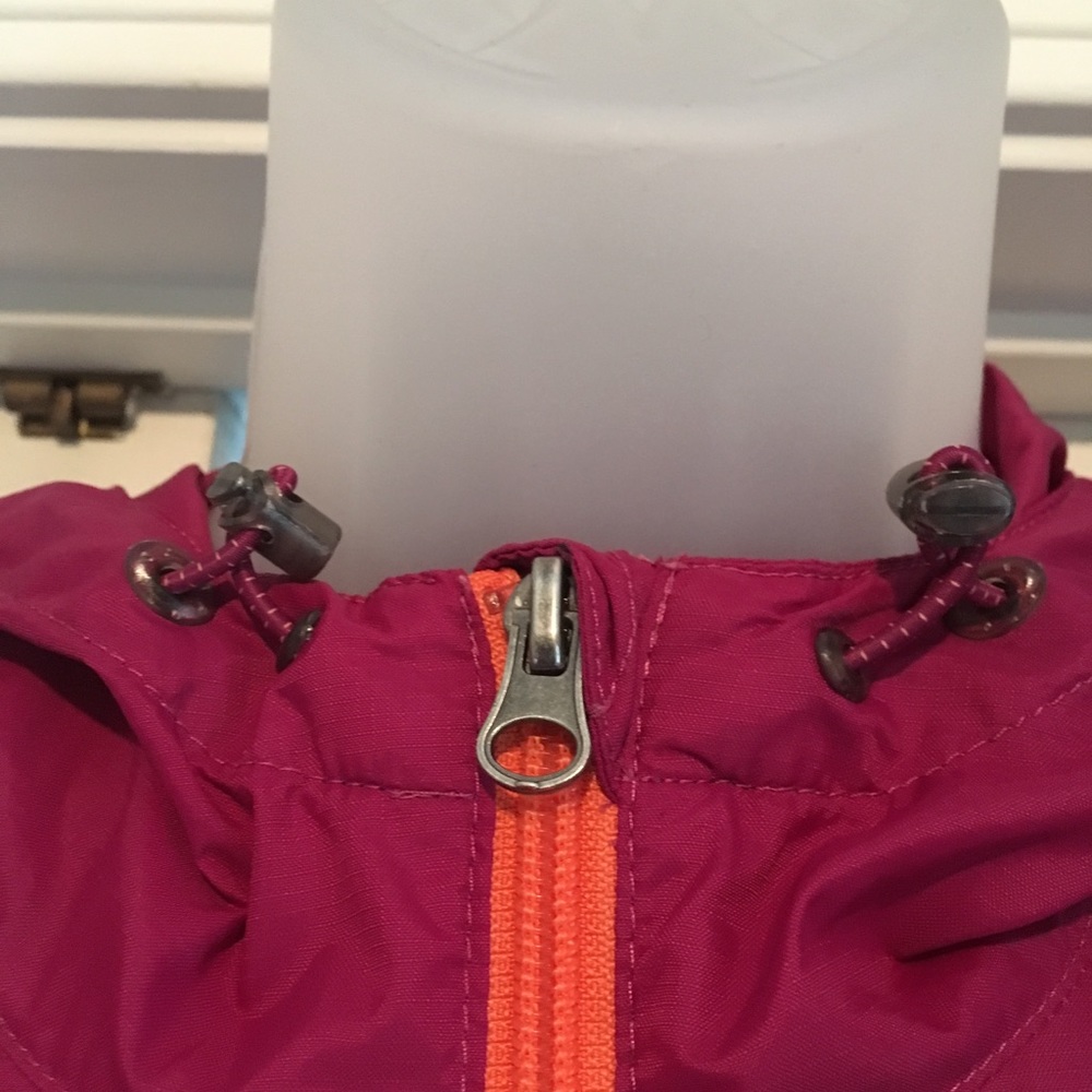 Packable Windbreaker - image 5